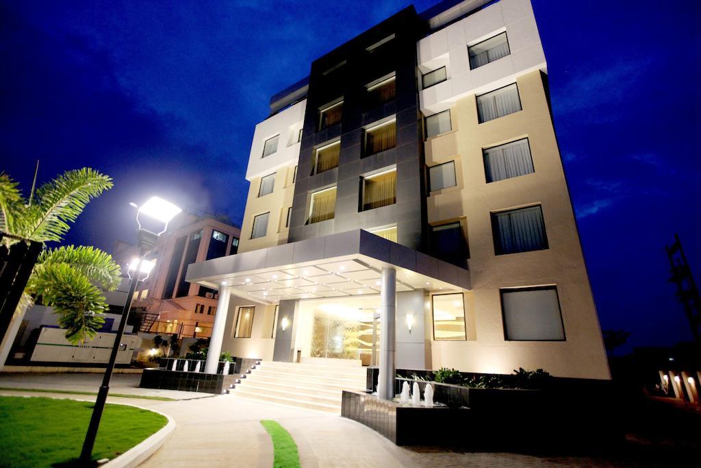 Vinstar Serviced Apartments Hinjawadi Buitenkant foto